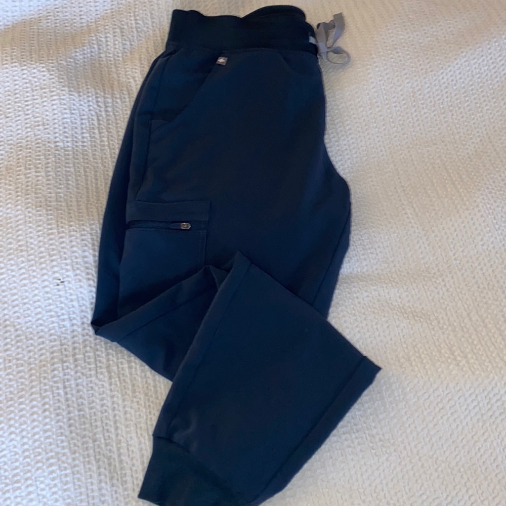 FIGS Joggers - NEVER WORN OR WASHED!